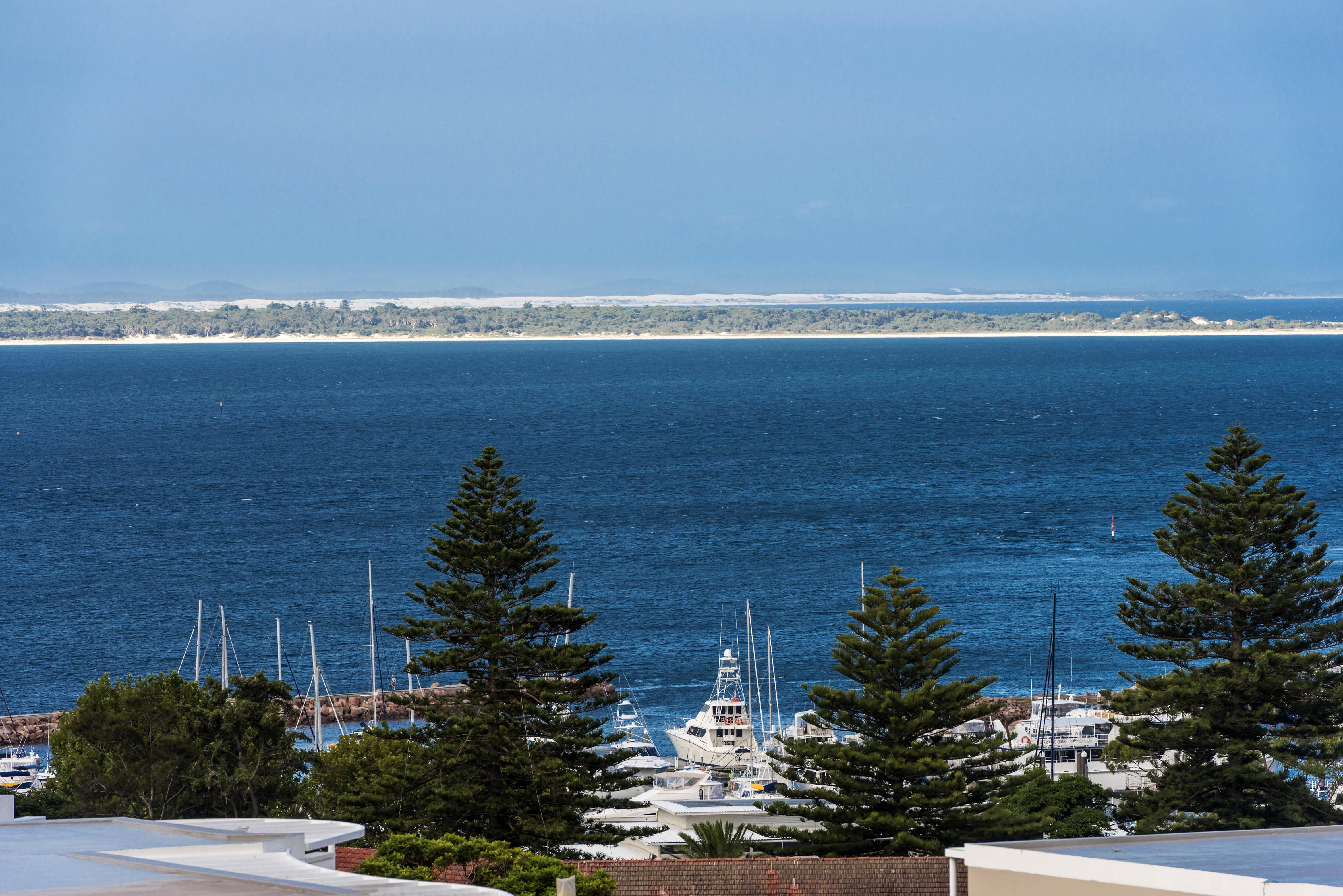 Oaks Nelson Bay Lure Suites Exterior photo